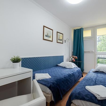 Unit Rooms Warszawa By Metro Rondo Onz Short Rent Idealne Pokoje Na Nocleg W Warszawie Екстериор снимка