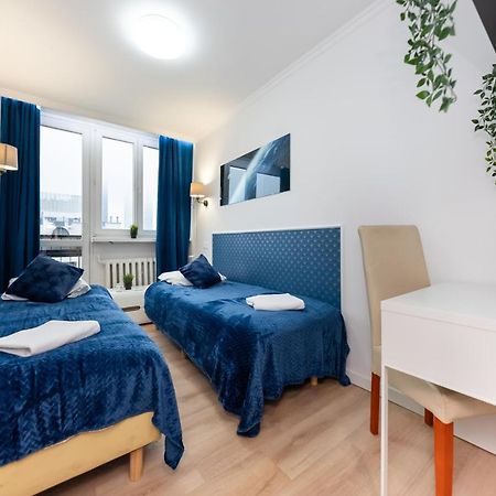 Unit Rooms Warszawa By Metro Rondo Onz Short Rent Idealne Pokoje Na Nocleg W Warszawie Екстериор снимка