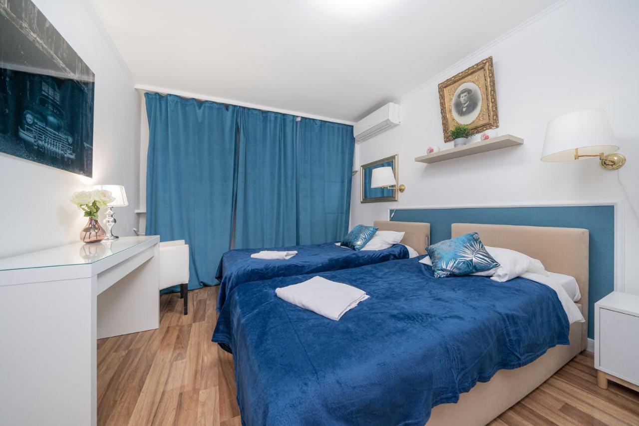 Unit Rooms Warszawa By Metro Rondo Onz Short Rent Idealne Pokoje Na Nocleg W Warszawie Екстериор снимка