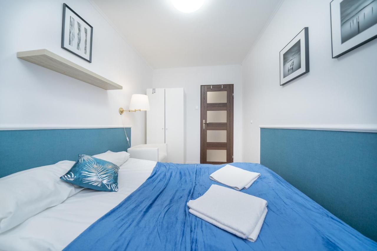 Unit Rooms Warszawa By Metro Rondo Onz Short Rent Idealne Pokoje Na Nocleg W Warszawie Екстериор снимка