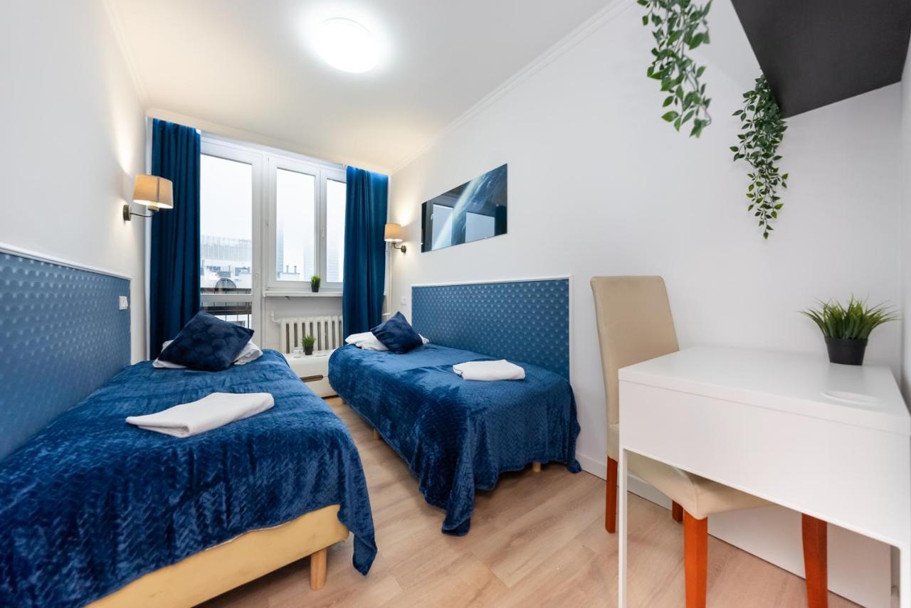 Unit Rooms Warszawa By Metro Rondo Onz Short Rent Idealne Pokoje Na Nocleg W Warszawie Екстериор снимка