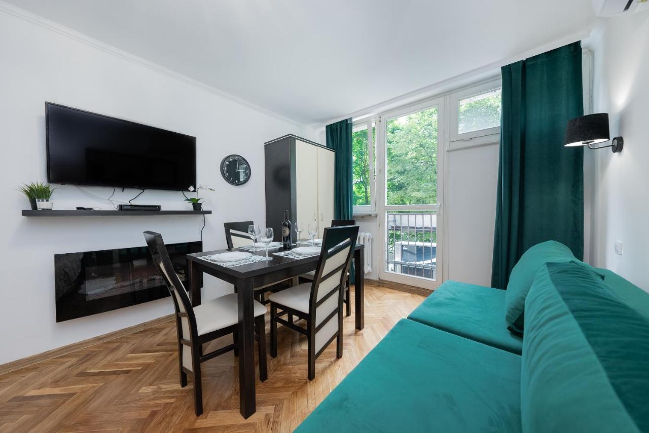 Unit Rooms Warszawa By Metro Rondo Onz Short Rent Idealne Pokoje Na Nocleg W Warszawie Екстериор снимка