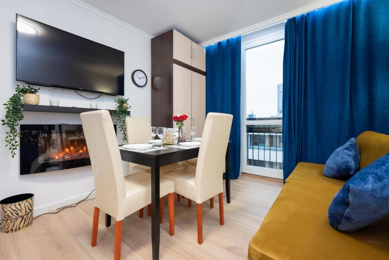 Unit Rooms Warszawa By Metro Rondo Onz Short Rent Idealne Pokoje Na Nocleg W Warszawie Екстериор снимка